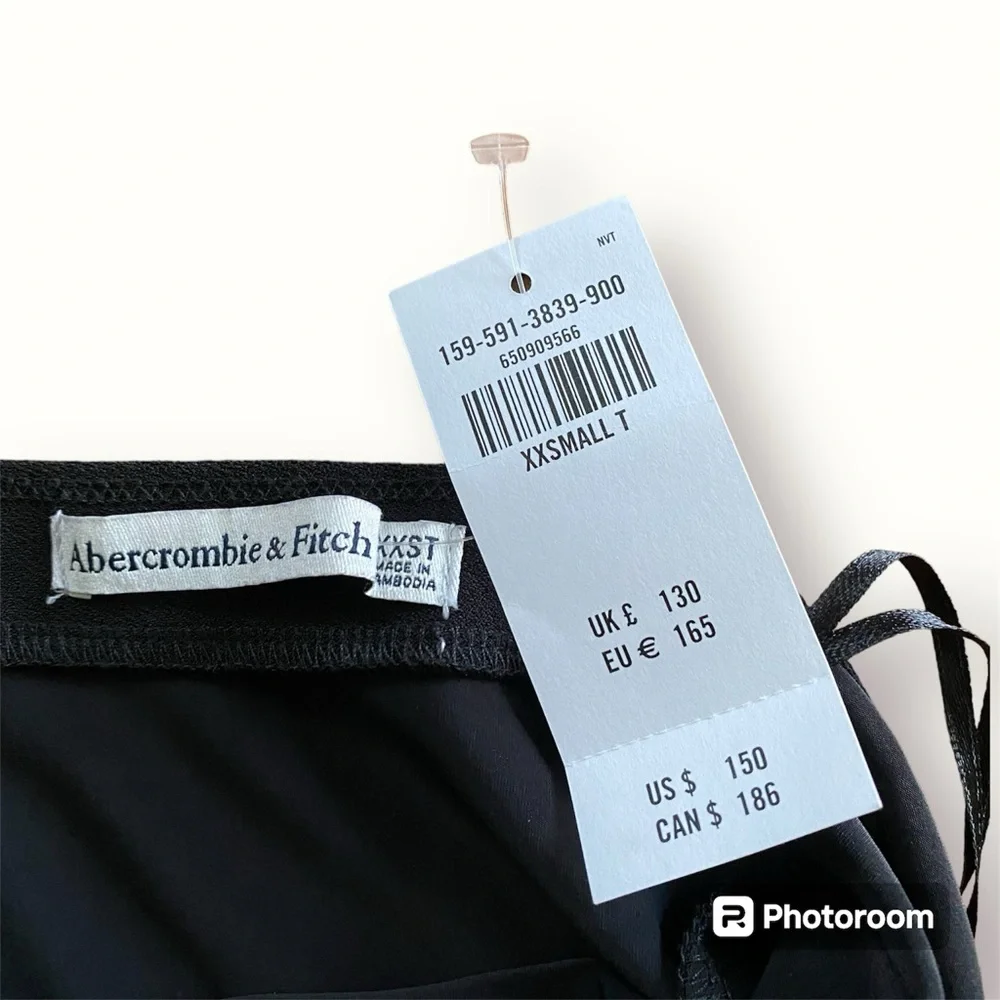 Abercrombie Keyhole Halter Maxi Dress